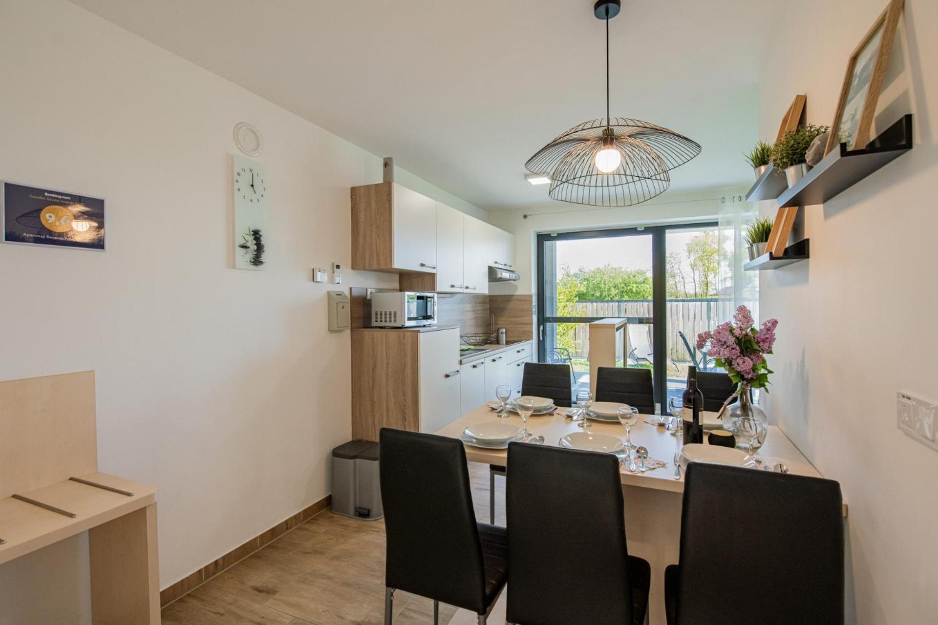 Apartmaji Banonia " Poletni Vetrc " Banovci Exteriör bild